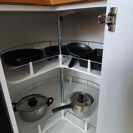 Tyylikkaeaesti Retroa Ja Modernia Hervanta Atomikatu 5 Appartement