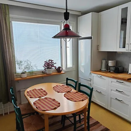 Appartement Tyylikkaeaesti Retroa Ja Modernia Hervanta Atomikatu 5 *